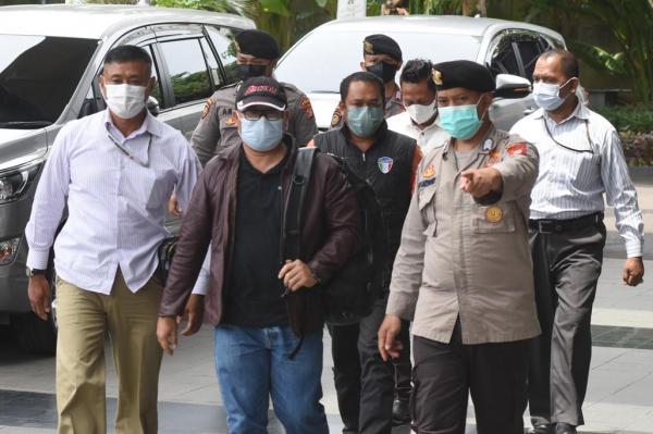 OTT di Kabupaten Penajam Paser Utara, KPK Gelandang Tiga Orang