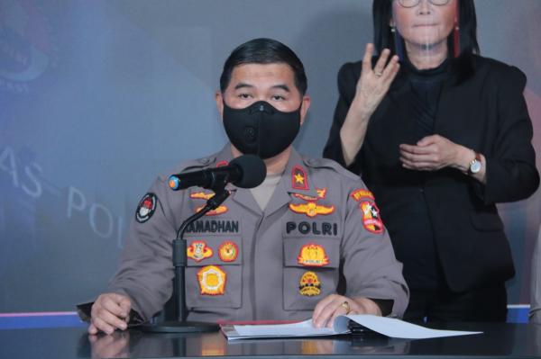 Polri Umumkan Seragam Baru Satpam Diganti Warna Krem