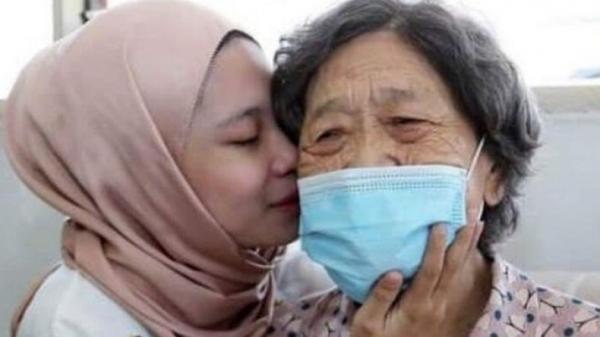 Kisah Anak TKW Indonesia Dibesarkan Keluarga Tionghoa: Kenalkan Islam dari Kecil