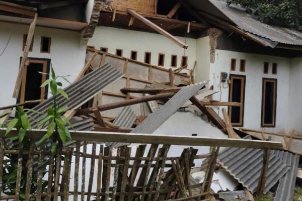 Korban Gempa Pandeglang Harapkan Bantuan Pemerintah untuk Perbaiki Rumah