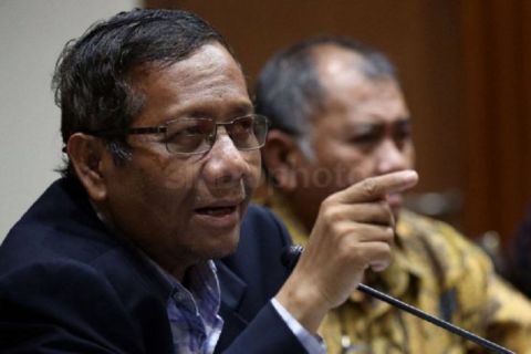 Saifuddin  Minta 300 Ayat Alquran Dihapus, Menko Polhukam Mahfud MD: Ingatkan Pasal Penistaan Agama