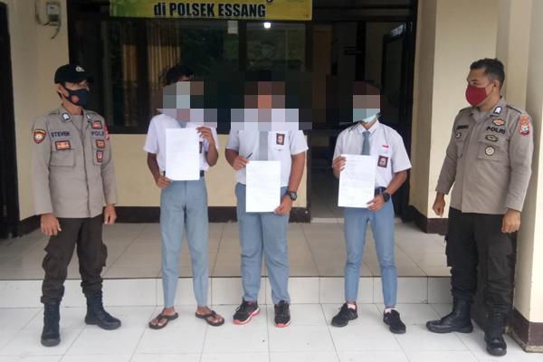  Kumpulan  berita terikini hari ini 3 Pelajar  Sma  Ugal Ugalan