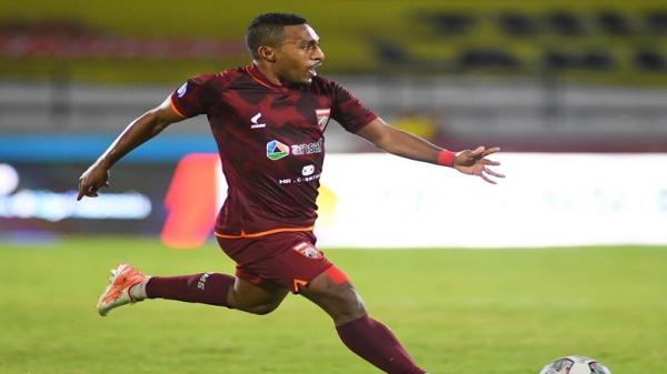 Striker Borneo FC Terens Puhiri Kecepatannya Ungguli Bintang PSG Kylian Mbappe Jadi Sorotan Dunia