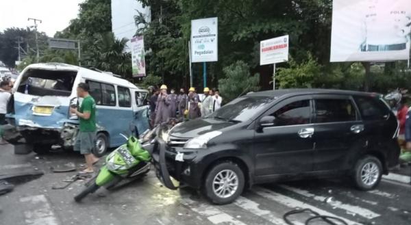 Pemicu Kecelakaan Maut di Simpang Muara Rapak, KNKT: Sasis dan Sumbu Roda Truk Kontainer Ditambah
