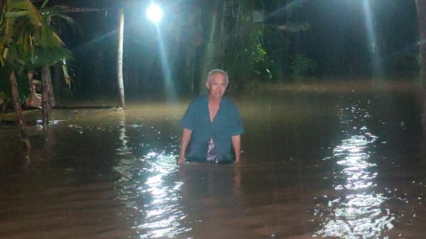 Banjir Rendam Ratusan Desa Gambyok Kecamatan Grogol Kabupaten Kediri