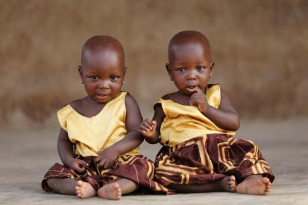 Anak Kembar Lucu, Negara Ini yang Terbanyak Memilikinya 