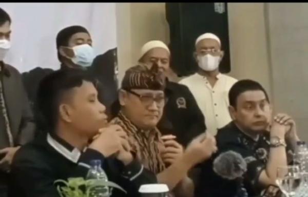Edy Mulyadi Hina Kalimantan, Netizen Geram
