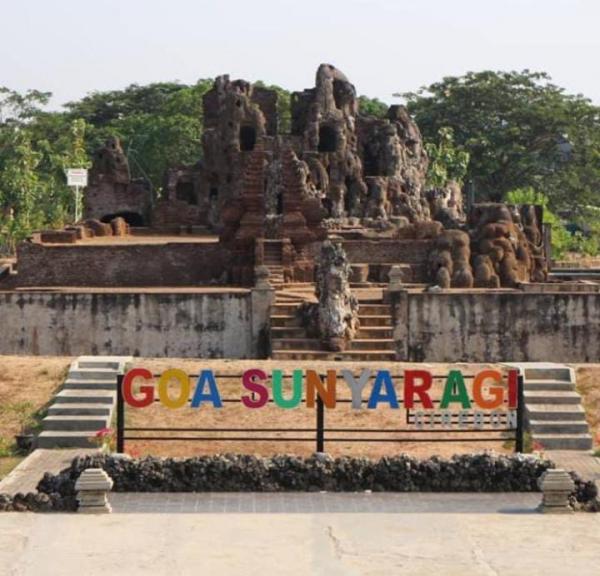 Turis Asing Diperketat ke Goa Sunyaragi, Ini Alasannya