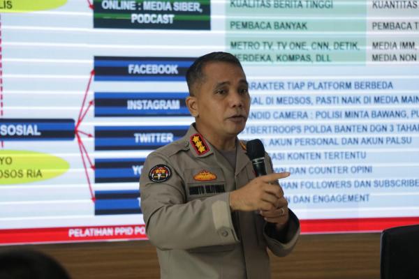 Kabid Humas Polda Banten Bekali Manajemen Media Pada Personel Polresta Tangerang