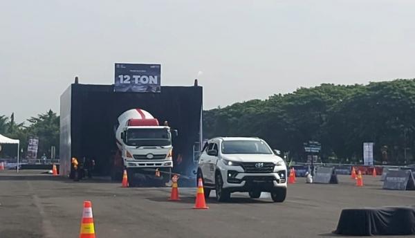 Auto 2000 Jawa Timur Proyeksikan Penjualan All New Fortuner Capai 1.800 Unit