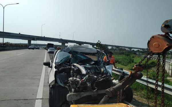 Kecelakaan Maut di Tol Medan-Tebingtinggi, Mobil Ringsek dan Bocah Empat Tahun Tewas