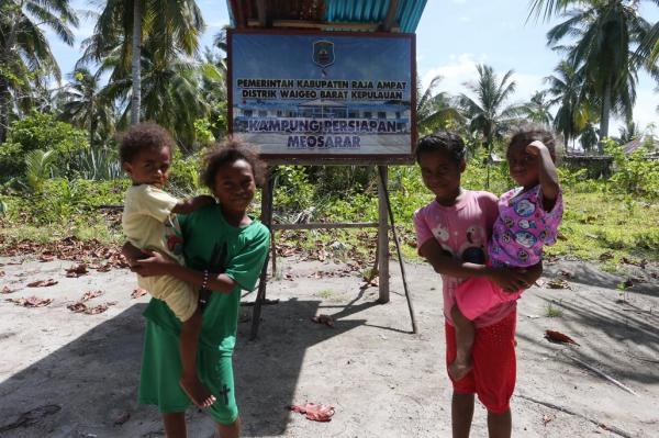Menengok Kehidupan di Kampung Persiapan Meos Arar Raja Ampat