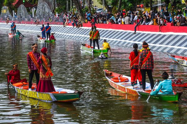 Festival Sungai Sekanak Lambidaro