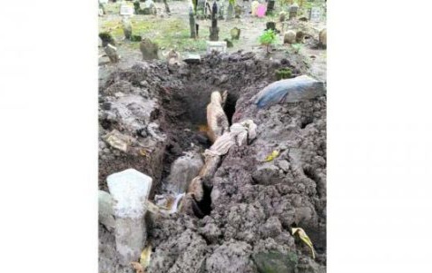 Geger, Makam Dibongkar di Sidoarjo, Tali Pocong Hilang Dicuri Diduga untuk Ilmu Kanuragan