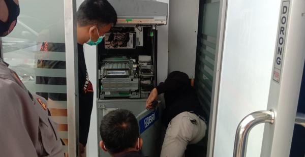 Mesin ATM Bank BRI Unit Argasari di Jamanis Tasikmalaya Dibobol Maling, Pelaku Diperkirakan 6 Orang