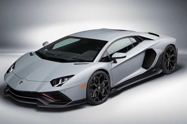 Setelah 2030, Lamborghini Inginkan Tetap Produksi Mobil Bensin 