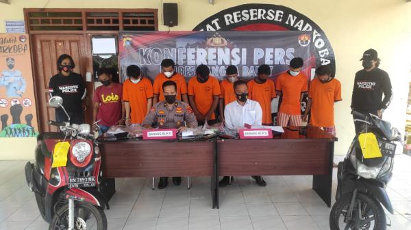 Polisi Amankan 9 Tersangka Terkait Narkoba Selama Operasi Antik 2022 di Bangka Barat