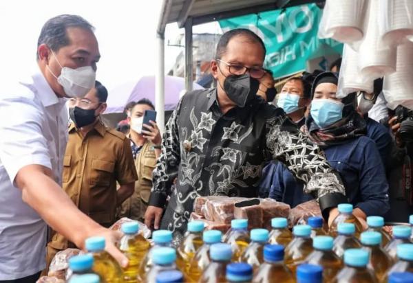 Mendag Muhammad Lutfi Ke Pedagang Harga Jual Minyak Goreng Curah Tidak Lebih Dari Rp Liter