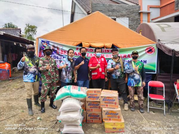 PMT Beri Bantuan Warga Korban Tanah Bergerak Dermasuci Kabupaten Tegal