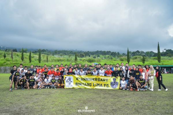 Peringati HUT ke-4 Tahun, Komunitas Bintang Lima FC Gelar Pertandingan Sepakbola