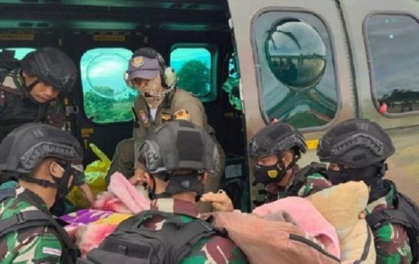 Prajurit TNI AU dan Warga Korban Penembakan KKB Dievakuasi ke Timika