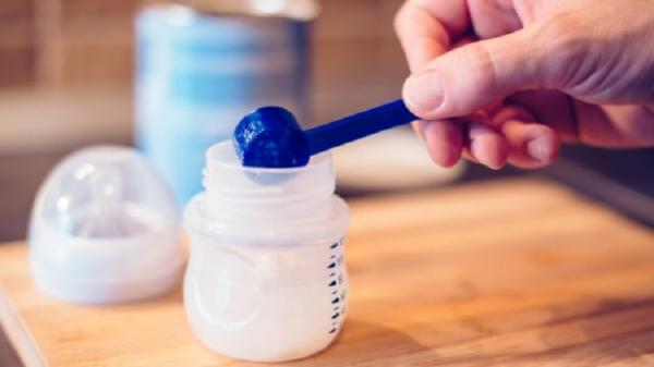 Ini Alasan Penarikan Produk Susu Formula untuk Bayi dari Pasaran di Seluruh Dunia