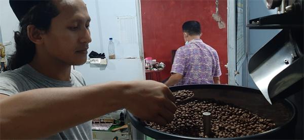 De Baritie, Kopi Termahal di Pekalongan: Pesan Sekarang, Setahun Lagi Baru Dapat Menikmati!