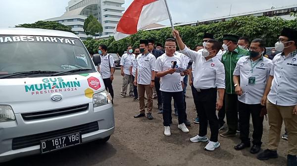 Gus Muhaimin Gencar Sosialisasi, Kali Ini Konsolidasi di Cirebon Luncurkan 50 Mobil Mabes Rakyat