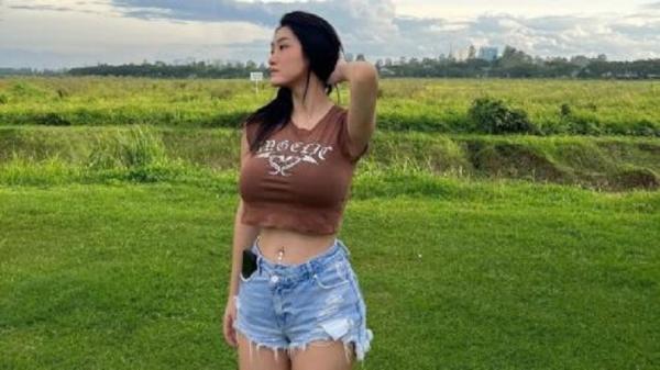 Anastasya Khosasih Pakai Baju Ketat Bikin Greget, Netizen: Sensasional