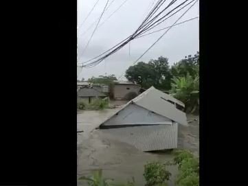 Banjir di Serang Banten Hanyutkan Rumah Viral, Ini Link Video Penampakannya