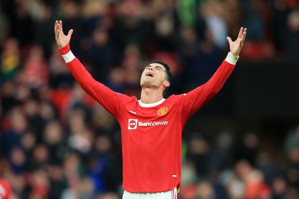 Cristiano Ronaldo Tak Digubris Pemain Manchester United, Pertanda Apakah?