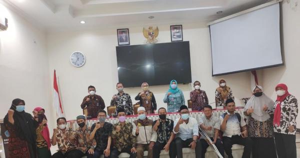 Tagih Janji Penambahan Formasi P3K, Guru Agama Geruduk Kantor BKPSDMD