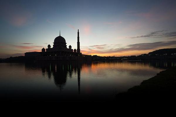 Tak Percayai Isra' Mi'raj,  Dr Zakir Naik Beri Jawaban Telak Untuk Wanita Ateis