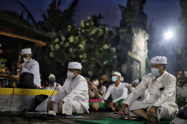 Umat Hindu di Bandung Rayakan Nyepi dengan Khusyuk