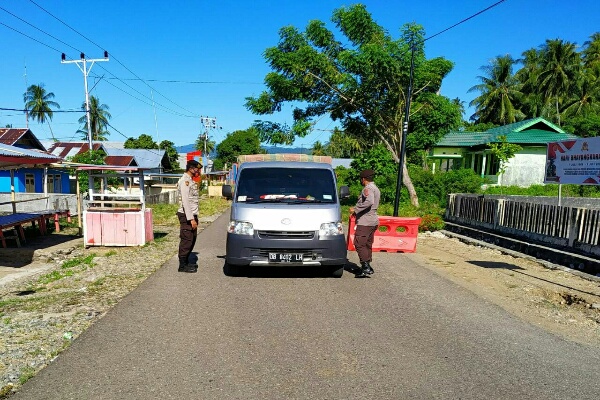 Perbatasan Bolsel-Gorontalo Diperketat, Polisi Razia Kendaraan dan Prokes