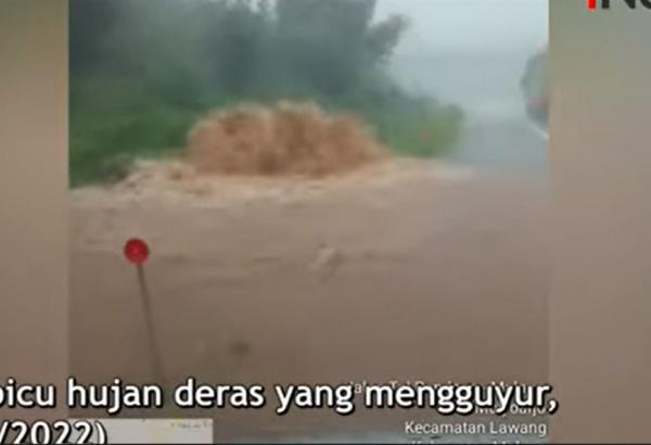Diguyur Hujan Deras, Rus Tol Malang - Pandaan Longsor di KM 78