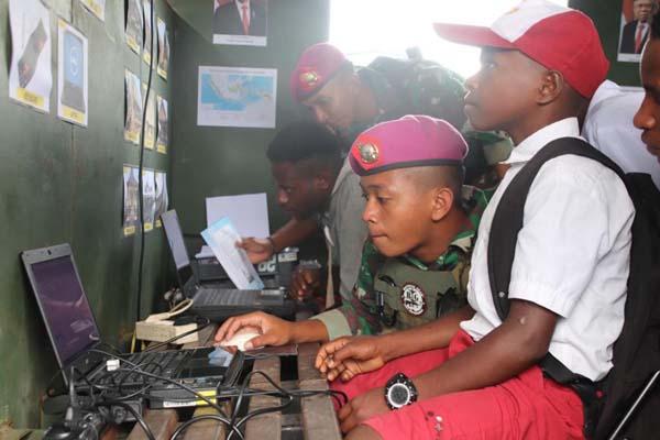 Marinir Operasionalkan Mobil Pintar Buat Warga Papua, 5.500 Buku dan Layanan Internet Disiapkan