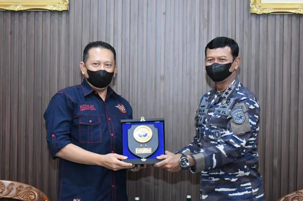 Menjadikan Indonesia sebagai Poros Maritim Dunia, Bamsoet: Armada TNI AL Harus Kuat