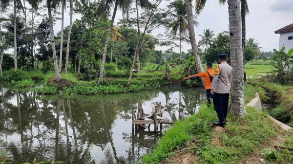 Warga Kawalu Digegerkan dengan Temuan Mayat Wanita Ngambang di Kolam Ikan