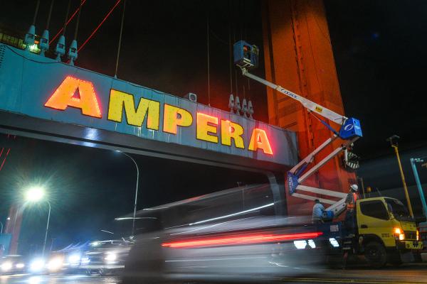 Uji Dinamik Kabel, Jembatan Ampera Buka Tutup