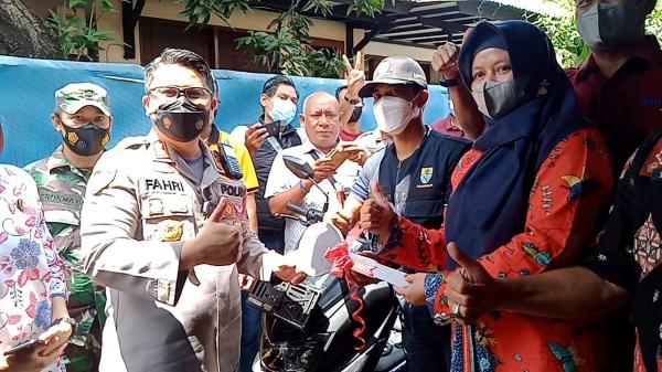 Pencurian Sepeda Motor Berhasil Diungkap, Kapolres Cirebon Kota Beri Kejutan Langsung kepada Korban