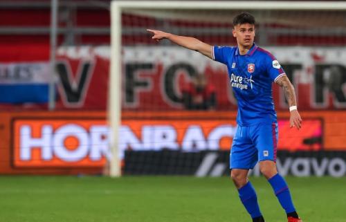 Diminati Klub Serie A dan Eredivisie, Bek Timnas Mees Hilgers Masih Wait and See