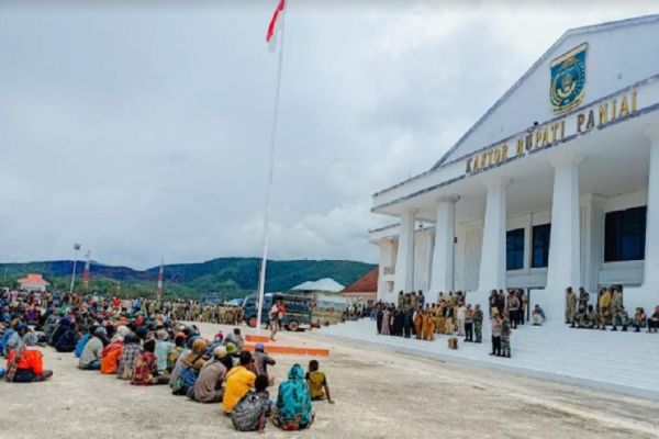Ribuan Warga Paniai Demo Turun ke Jalan Tolak DOB di Papua