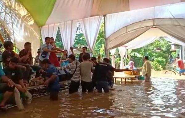 Banjir Banyumas, 844 Warga Masih Mengungsi Di 12 Titik