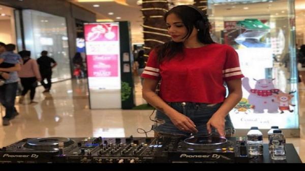 DJ Top yang Ditangkap Polisi Asyik Nyabu di Rumahnya Ternyata Chantal Dewi