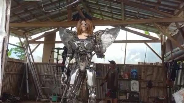 Dari Barang Rongsokan, Pemuda di Tegal Sulap Jadi Robot ala Transformer