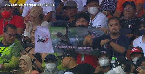 Aksi Penonton Indonesia Ini Bikin Fabio Quartararo Auto Ngakak