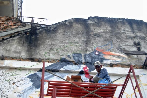 Dengan Seni Mural Kampung Sendiri Lestari Kampanyekan Hari Hutan dan Hari Air Internasional