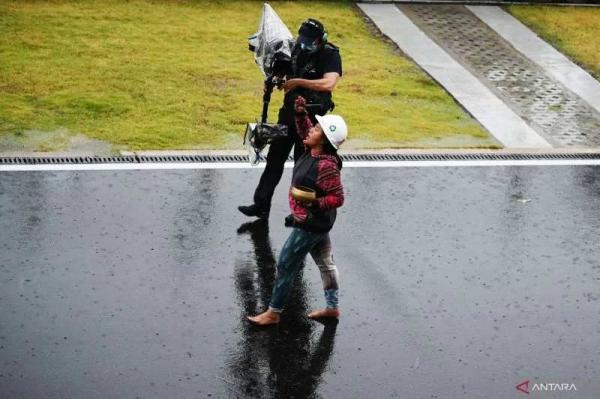 Tanggapan Sandiaga Uno Soal Pawang Hujan MotoGP Mandalika