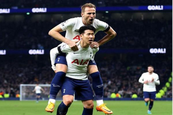 Tottenham Hotspur Vs West Ham, Tottenham Menang  3-1, Teror Arsenal